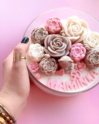 Pan Medvídek 🧸🎀 #svicka #sojovasvicka #personalizovanasvicka #darek #ceskatvorba #autorskatvorba #darek #cz #svicky